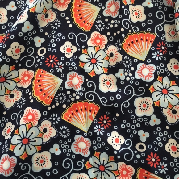 Kimono Blouse With Open Tie Back - Picture 6 of 6